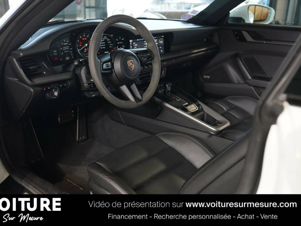 Image 11/40 of Porsche 911 Carrera (2021)