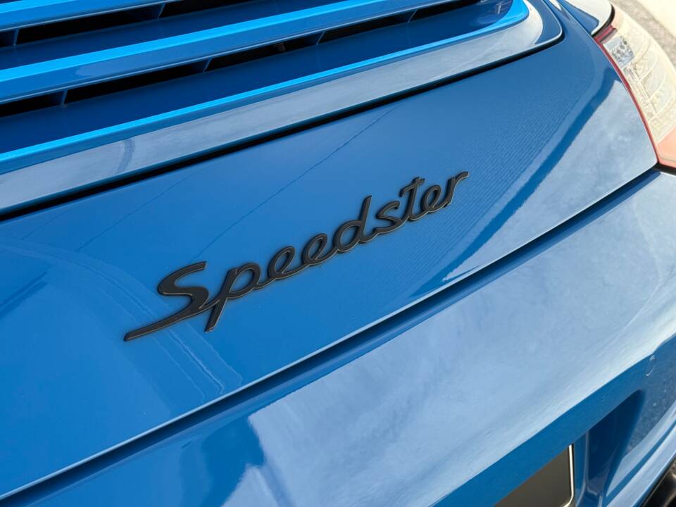 Image 16/37 of Porsche 911 Speedster (2010)