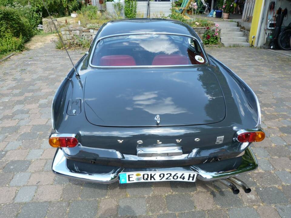 Image 6/8 of Volvo 1800 S (1964)