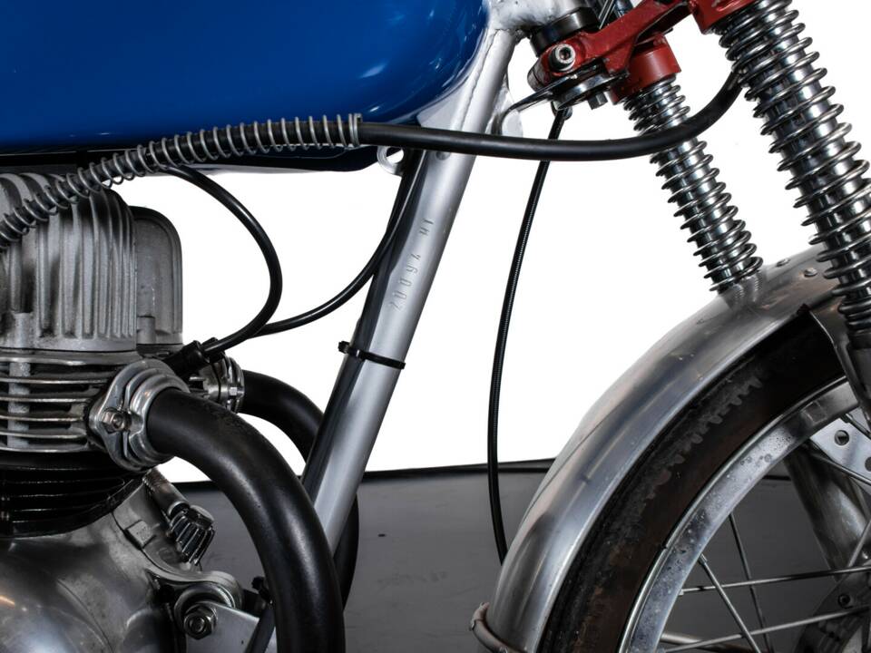 Image 32/32 de Berneg Fario 175 (1952)