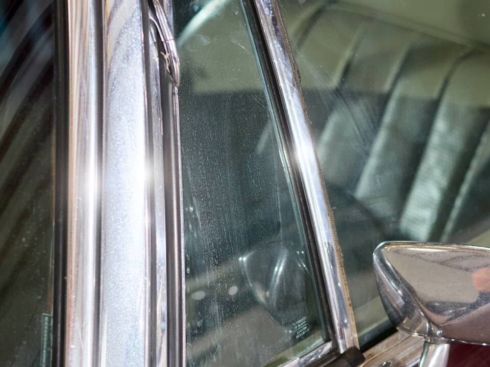 Bild 31/47 von Mercedes-Benz 280 SE (1970)
