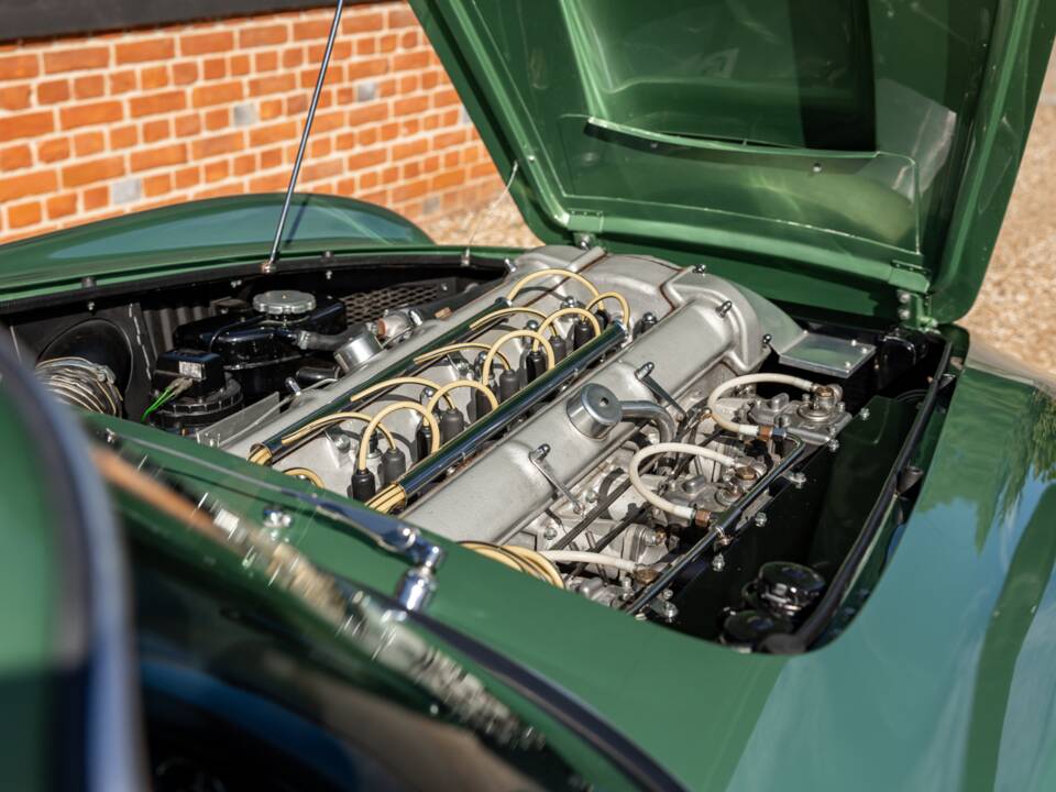 Image 41/62 of Aston Martin DB 4 GT (1960)