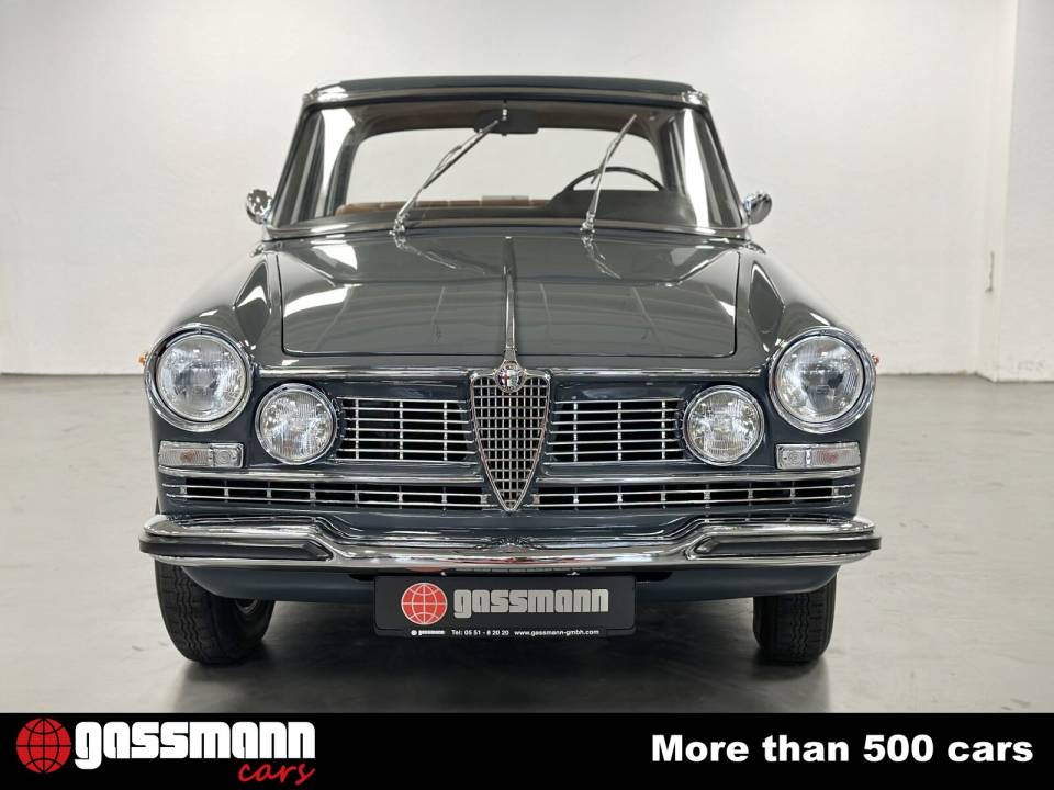 Afbeelding 2/15 van Alfa Romeo 2600 Berlina (1965)