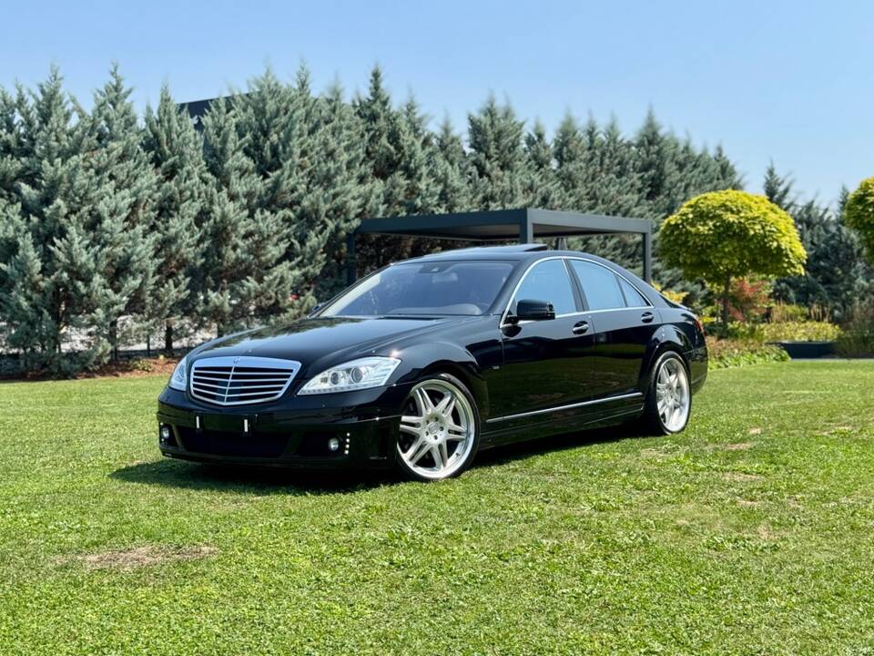 Bild 1/79 von Mercedes-Benz S 500 BlueEFFICIENCY (2011)