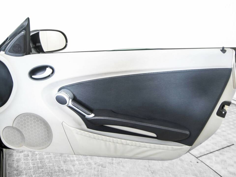 Bild 33/50 von Mercedes-Benz SLK 280 (2005)
