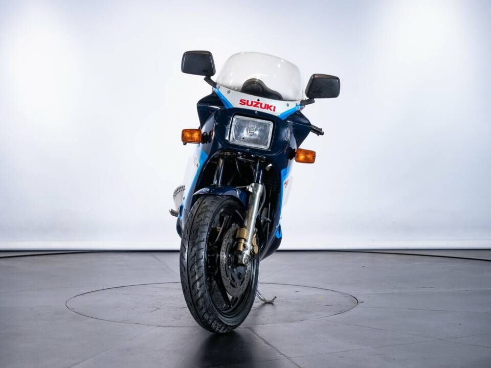 Bild 5/50 von Suzuki DUMMY (1986)