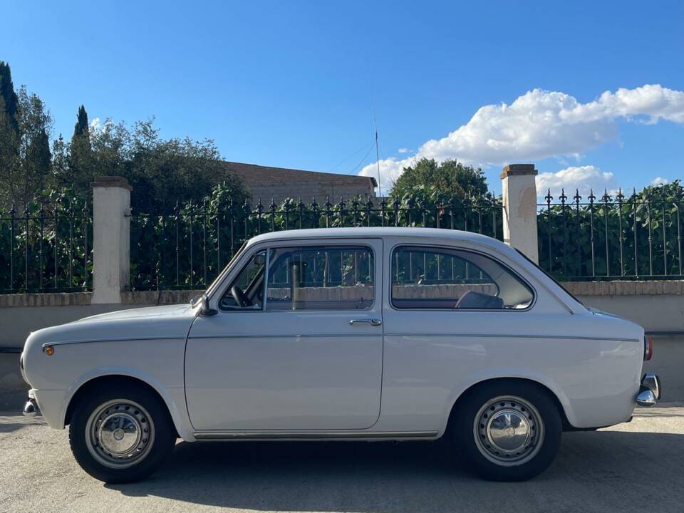 Image 2/56 of SEAT 850 Speciale (1971)