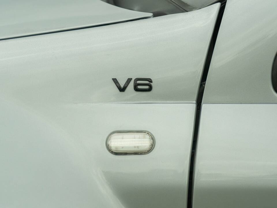 Afbeelding 18/50 van Renault Clio II V6 (2002)