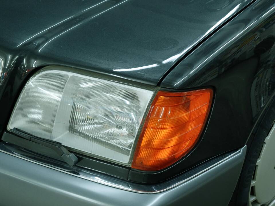 Bild 20/50 von Mercedes-Benz 600 SEL (1992)