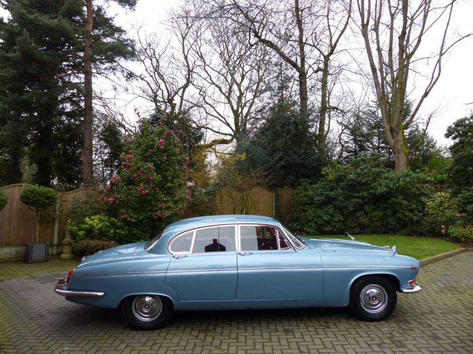 Image 1/16 of Jaguar 420 G (1969)