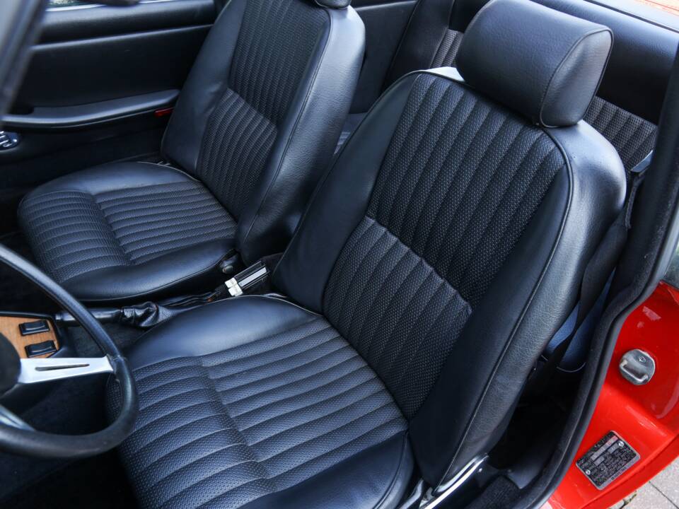 Afbeelding 34/50 van Triumph Stag (1975)