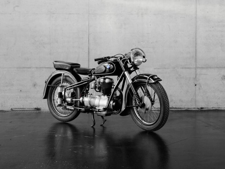 Bild 4/16 von BMW DUMMY (1953)