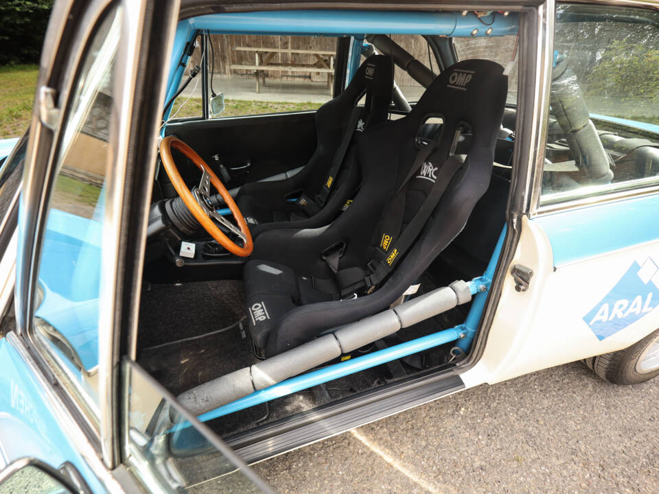Image 9/80 de BMW 2002 (1975)