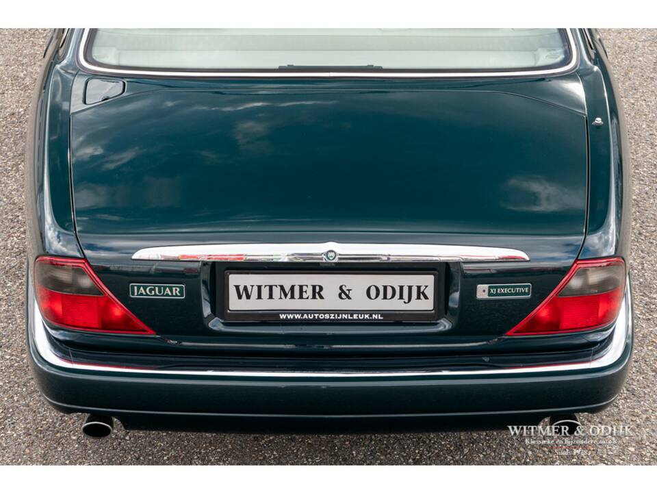 Bild 19/34 von Jaguar XJ6 3.2 Executive (1997)