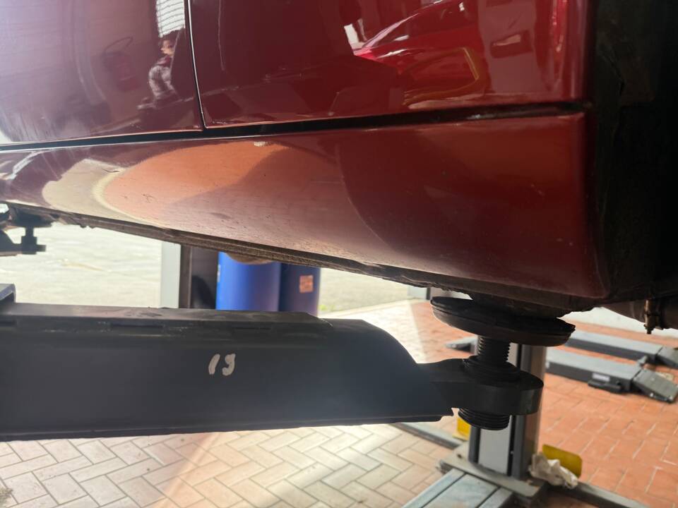 Image 44/64 of Jaguar XJ-S Convertible (1989)