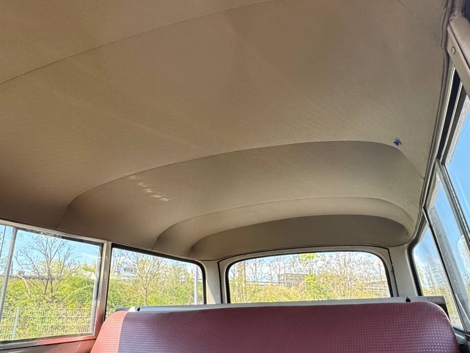 Bild 10/13 von Opel Olympia Rekord Caravan (1954)