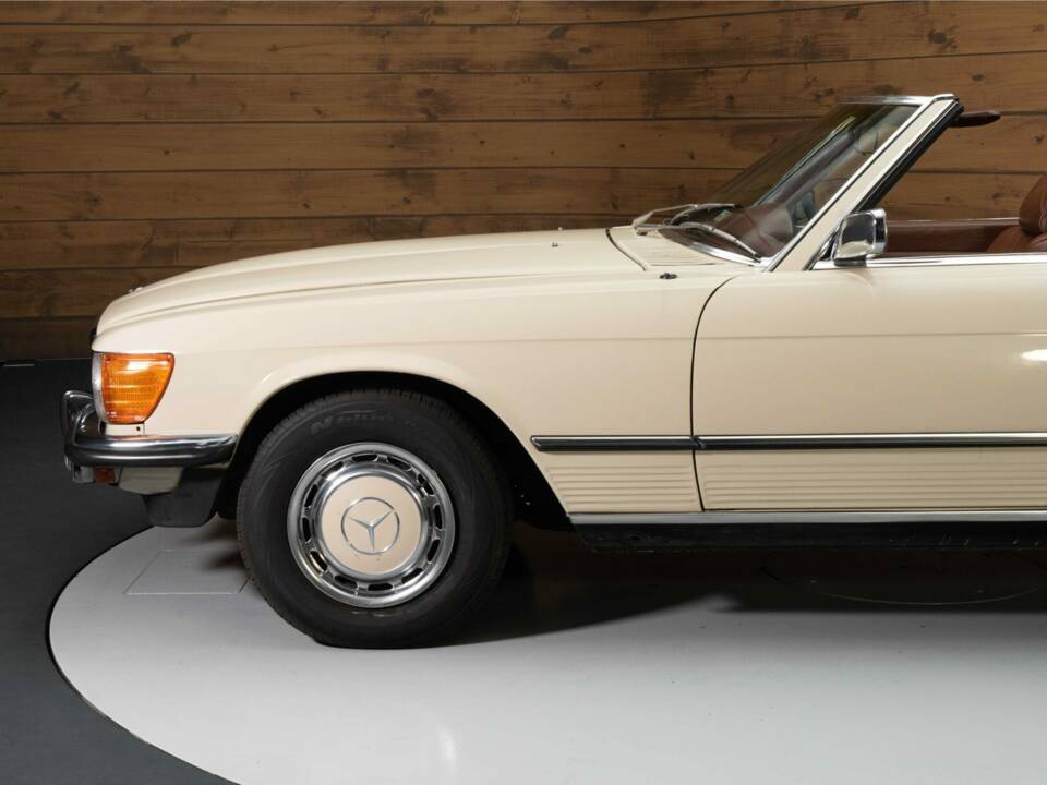 Image 7/8 de Mercedes-Benz 350 SL (1972)