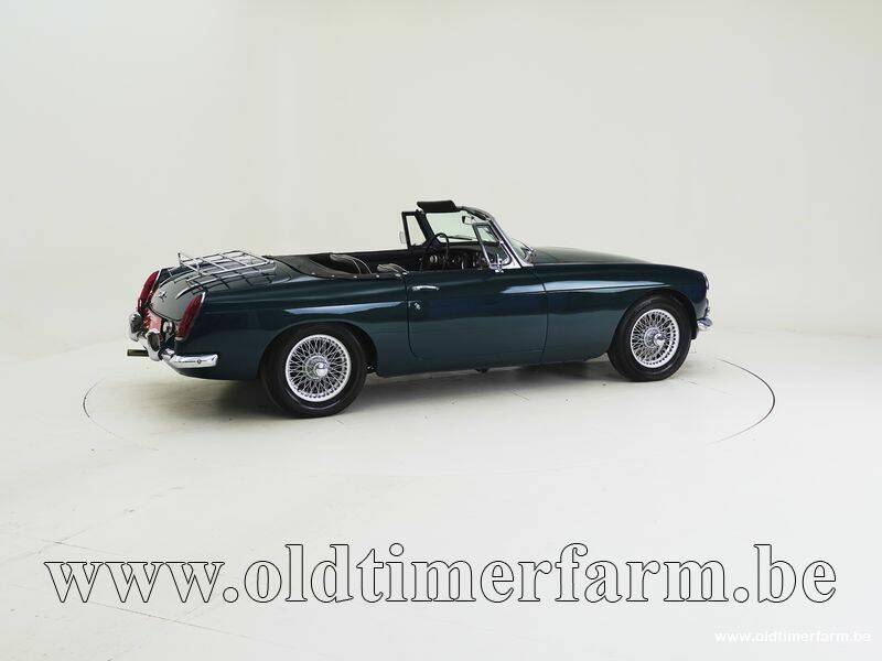 Image 2/15 de MG MGB (1966)