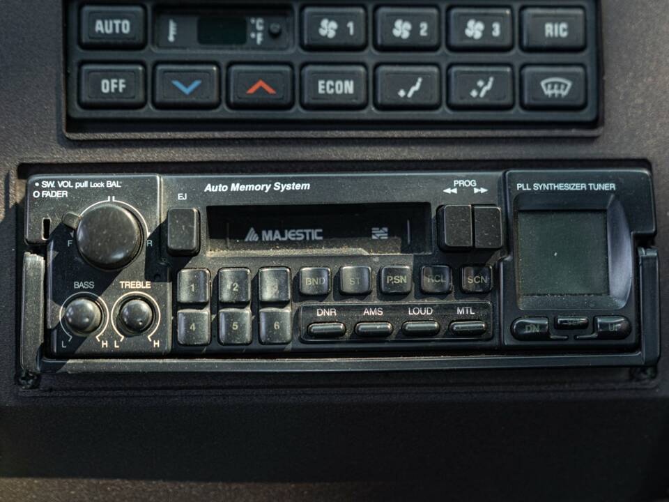 Imagen 37/50 de Maserati Biturbo Si (1988)