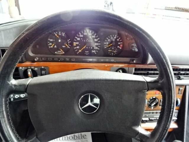 Bild 11/20 von Mercedes-Benz 300 SE (1990)