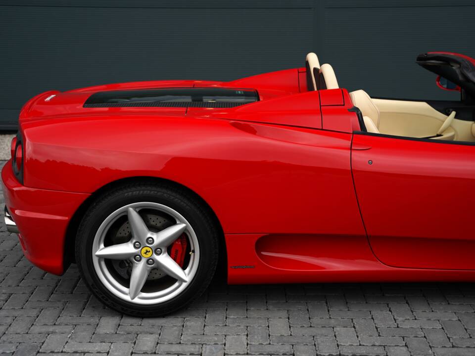 Image 23/50 of Ferrari 360 Spider (2004)