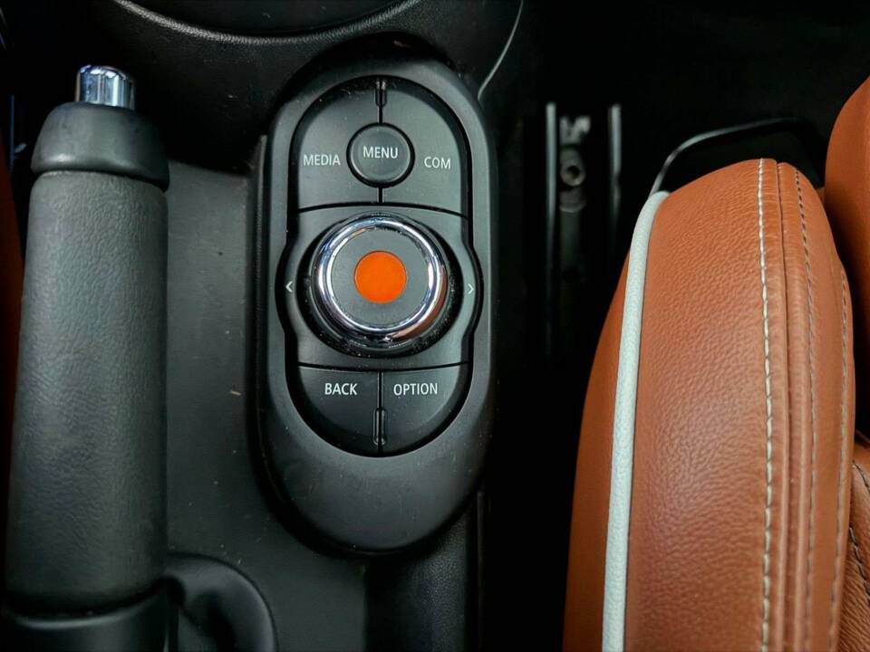 Immagine 23/26 di Mini Cooper S (2018)