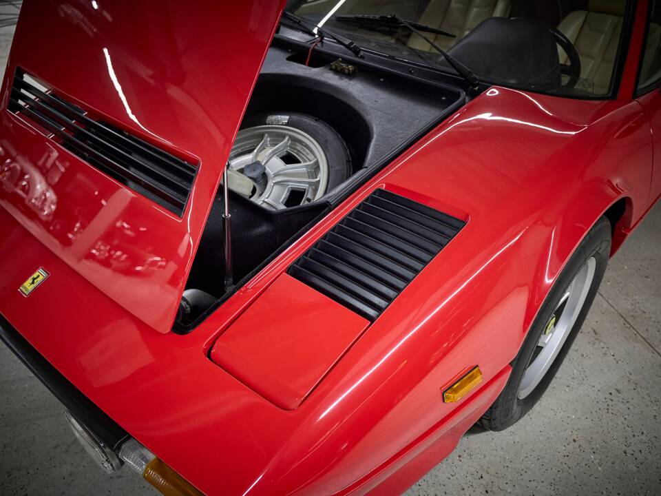 Afbeelding 74/100 van Ferrari 208 GTB Turbo (1982)