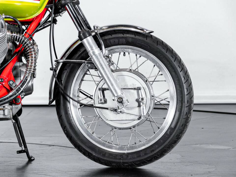 Afbeelding 28/50 van Moto Guzzi DUMMY (1972)