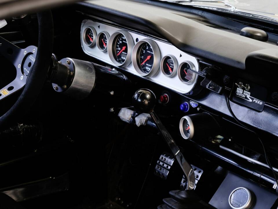Bild 25/50 von Ford Mustang 289 (1966)