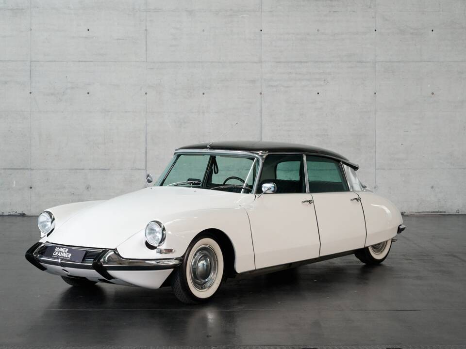 Bild 2/50 von Citroën DS 21 Pallas (1966)