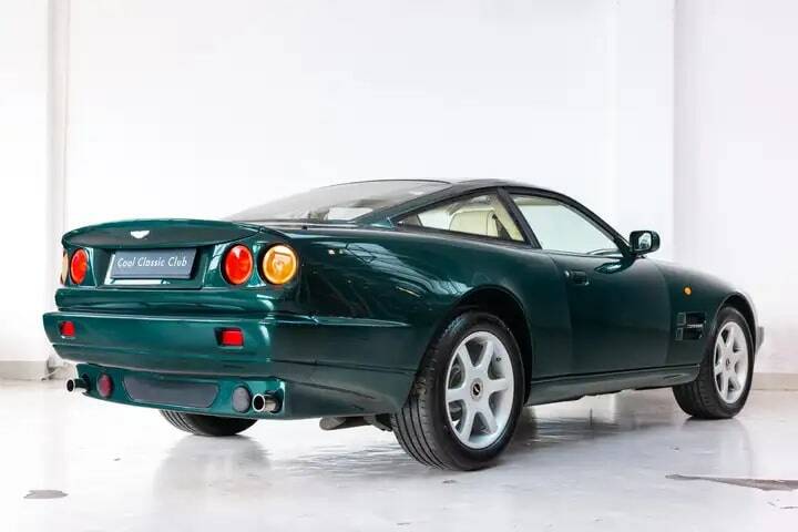 Image 5/37 de Aston Martin V8 Coupé (1999)