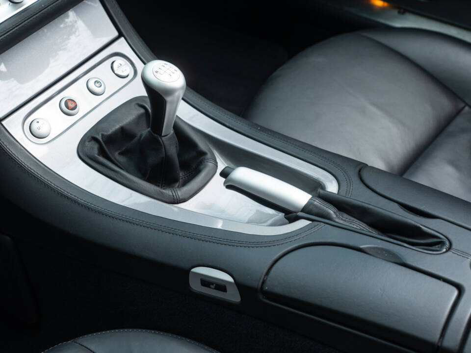 Image 23/53 of BMW Z8 (2001)