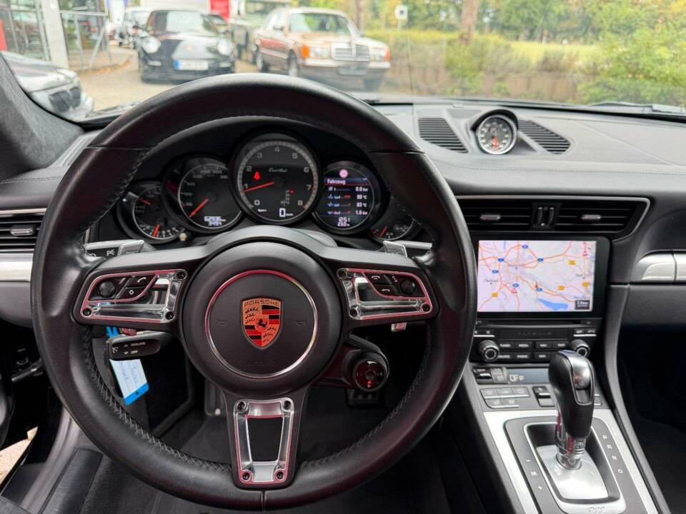 Bild 18/39 von Porsche 911 Turbo (2018)