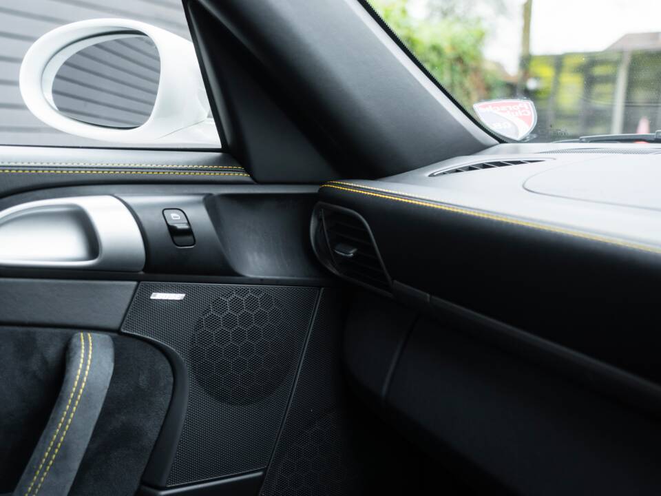 Bild 27/52 von Porsche 911 GT2 (2008)