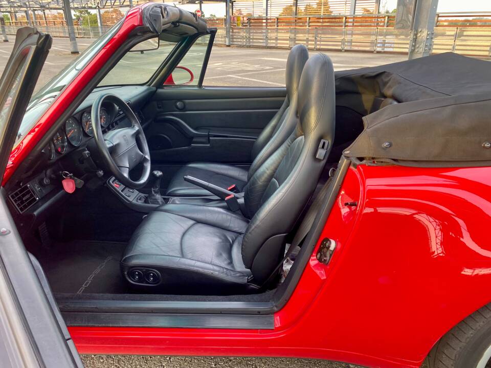 Bild 10/44 von Porsche 911 Carrera (1994)