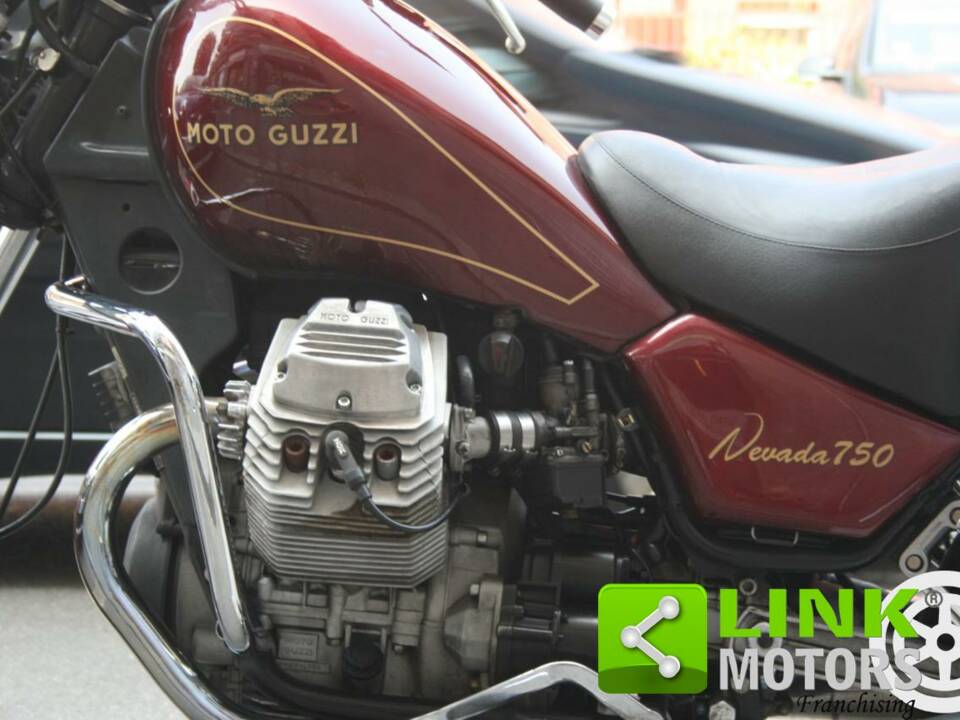 Image 9/10 de Moto Guzzi DUMMY (1996)