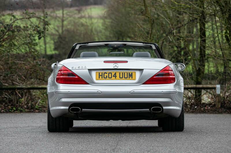 Image 7/36 de Mercedes-Benz SL 500 (2004)
