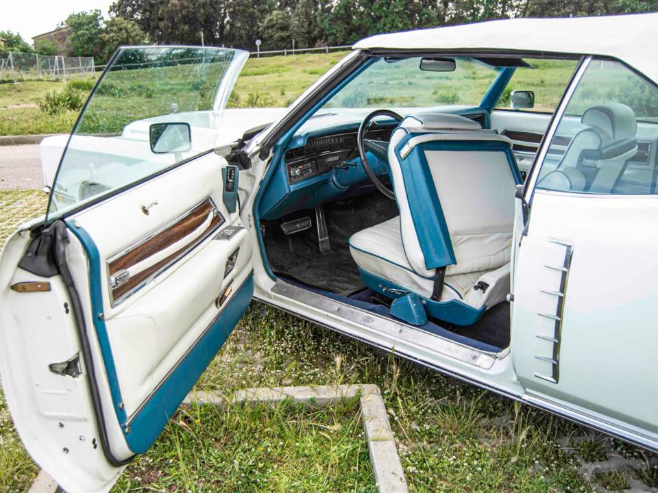 Afbeelding 8/19 van Cadillac Fleetwood Eldorado Convertible (1972)
