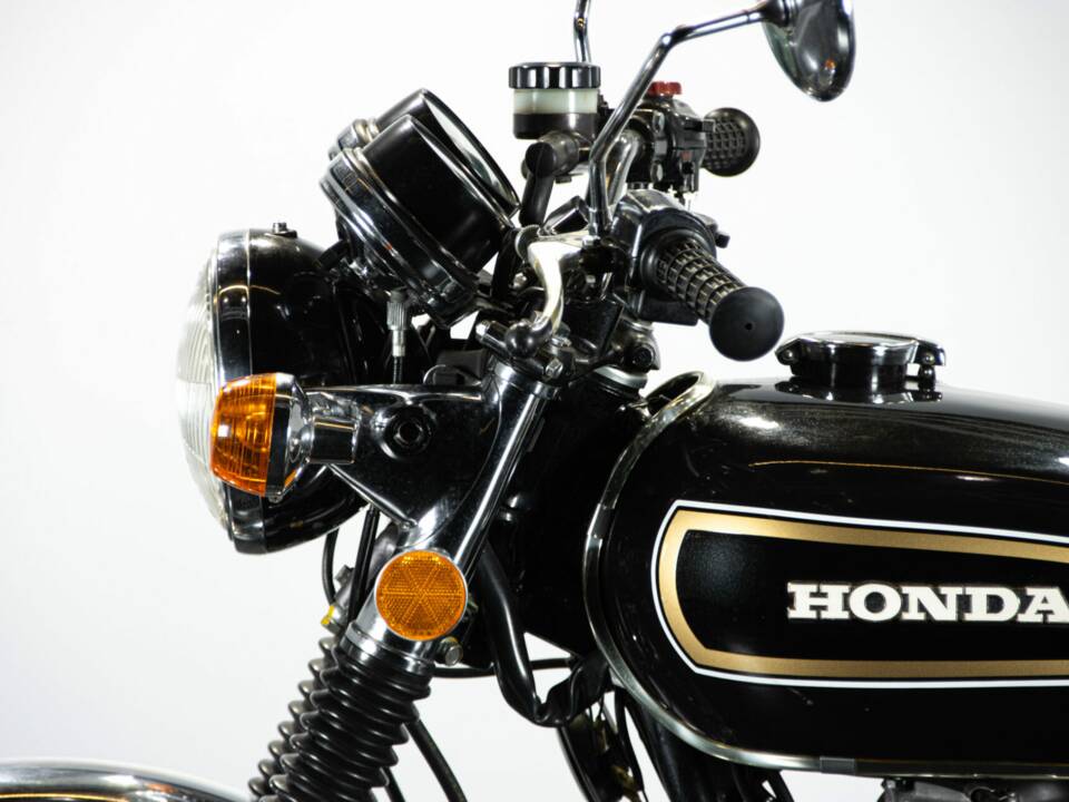 Image 17/50 of Honda CB 500 Four (1977)