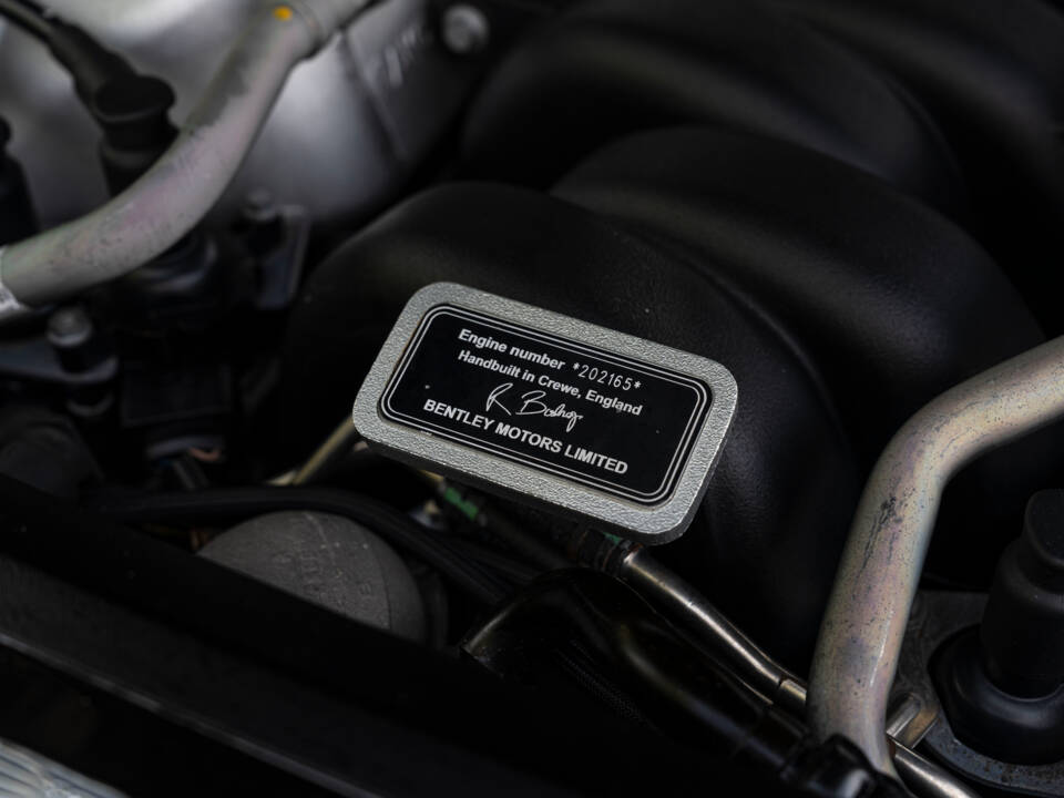 Image 31/31 of Bentley Azure T (2009)