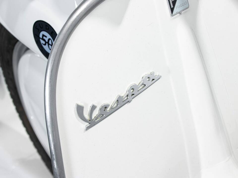 Image 35/49 de Piaggio Vespa 50 SS (1966)