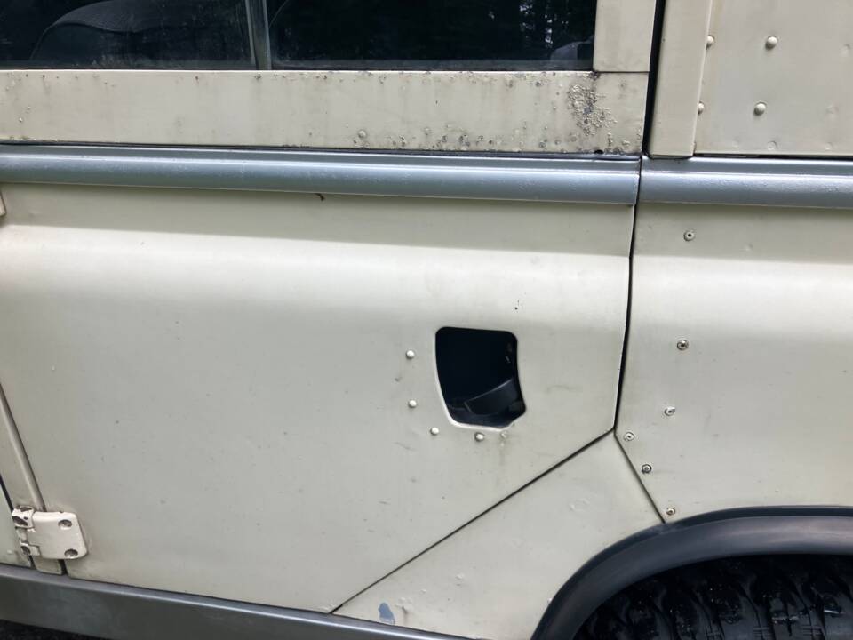 Afbeelding 8/56 van Land Rover 109 (1975)