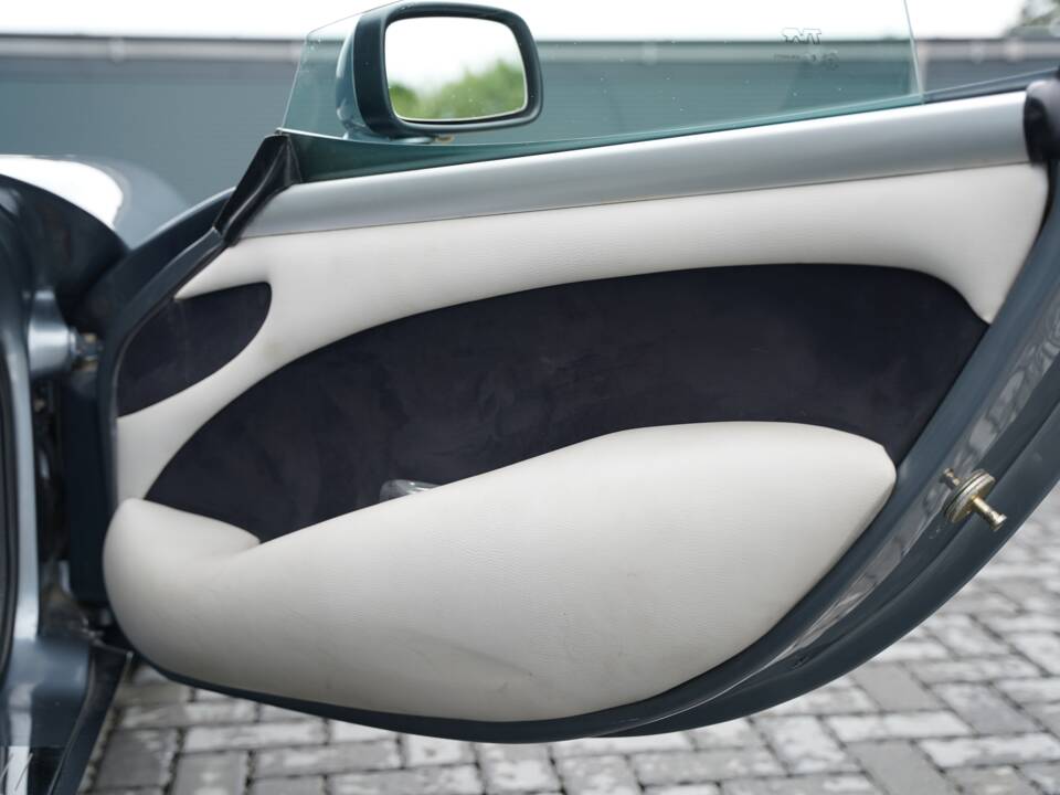 Imagen 14/50 de TVR Tuscan (2003)