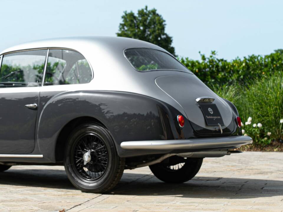 Bild 23/50 von Lancia Augusta Ghia (1935)