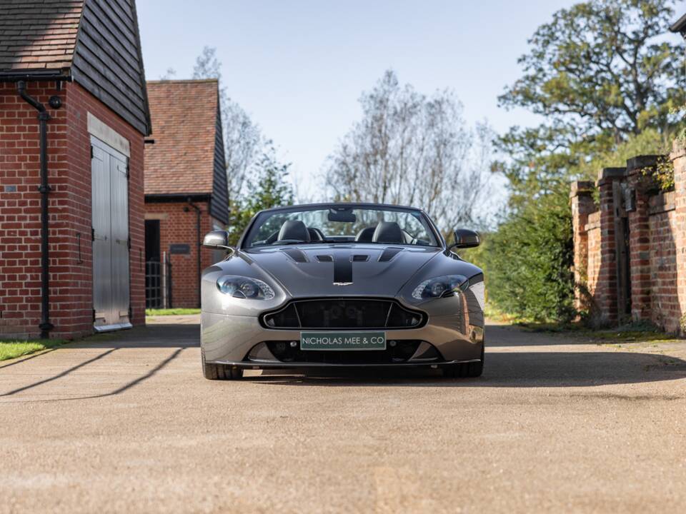 Bild 81/84 von Aston Martin V12 Vantage AMR Roadster (2018)