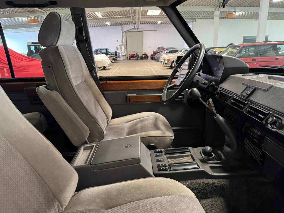 Bild 9/22 von Land Rover Range Rover Classic (1984)