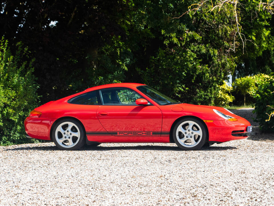 Bild 5/13 von Porsche 911 Carrera (1997)