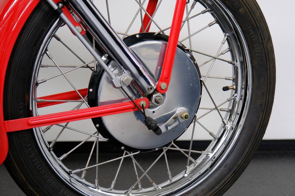 Immagine 71/72 di Harley-Davidson Model KH (1956)