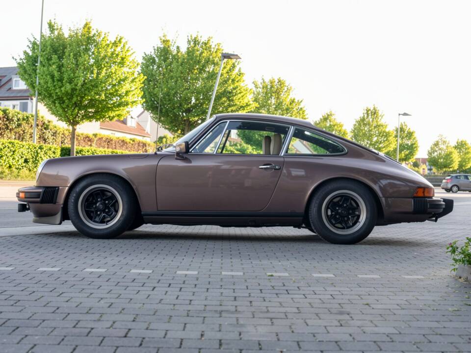 Image 7/11 of Porsche 911 2.7 S (1976)