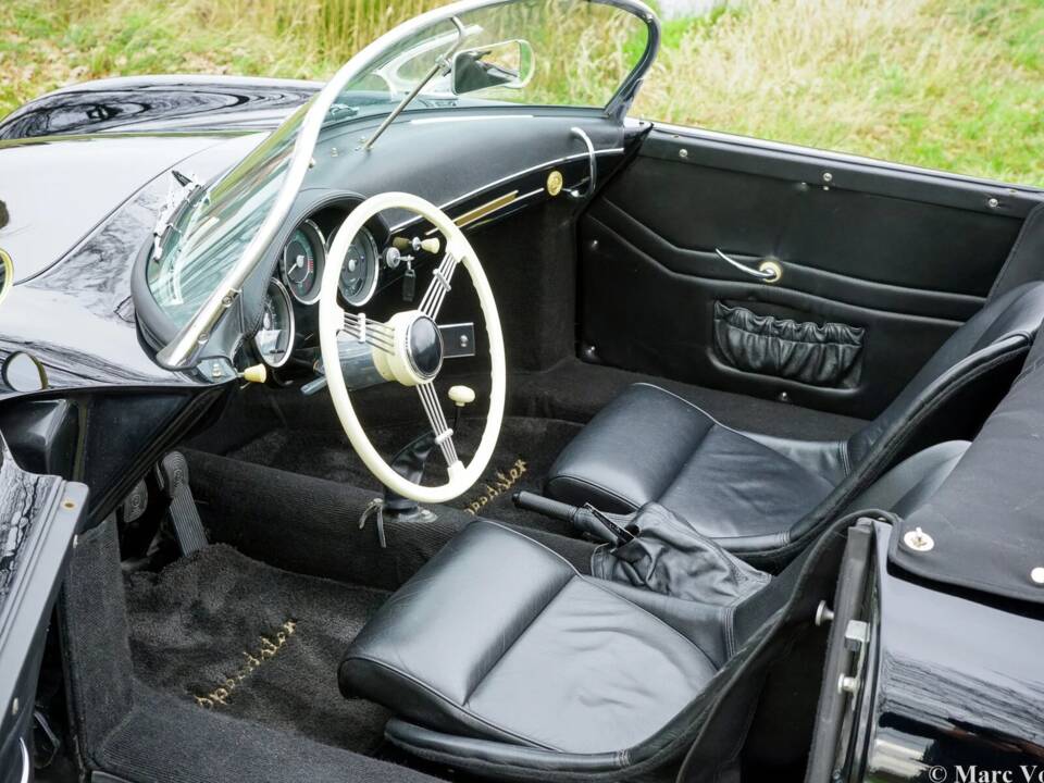 Image 6/49 of Porsche 356 C 1600 (1965)